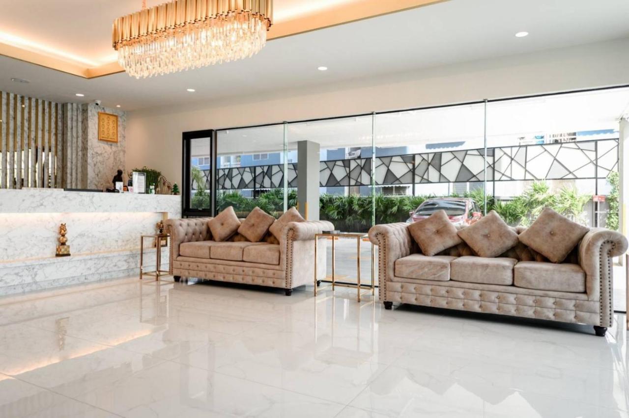 The Chess Hotel Rayong Buitenkant foto